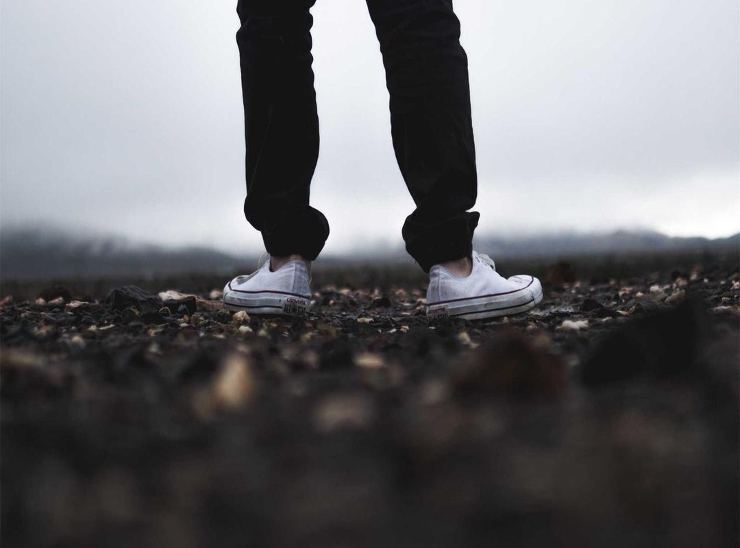 Option 2: Using an AI-Powered Logo Maker